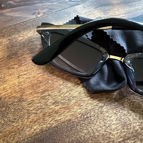 Dolce & Gabbana ?‍⬛ Cat Eye Sunglasses main image 6